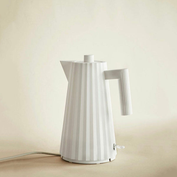Alessi Plissé electric kettle 1 L, white